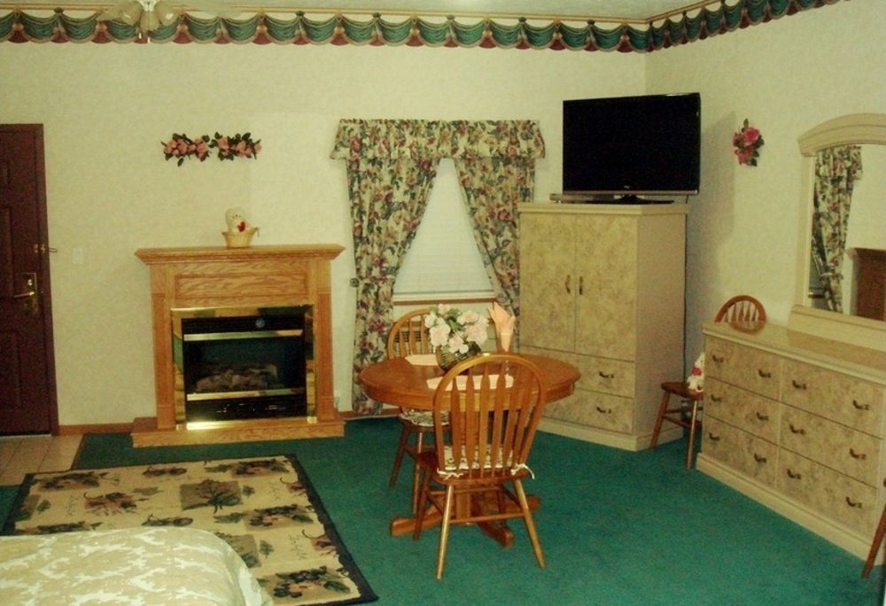 Townhouse Inn & Suites Omaha Dış mekan fotoğraf